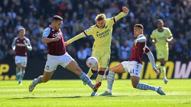 Arsenal đủ sức giành 3 điểm từ Aston Villa