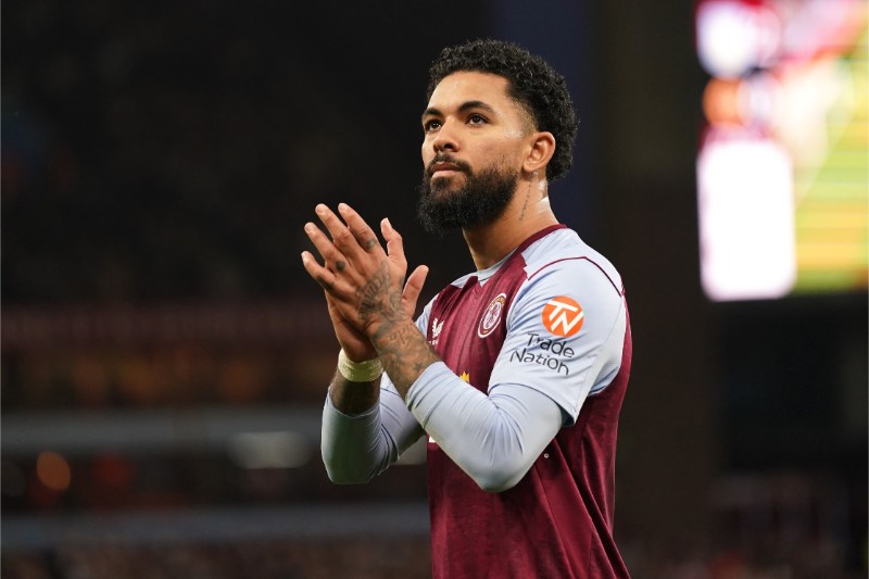 Douglas Luiz chính thức trở lại Aston Villa 3 Douglas Luiz chọn Aston Villa thay vì Chelsea