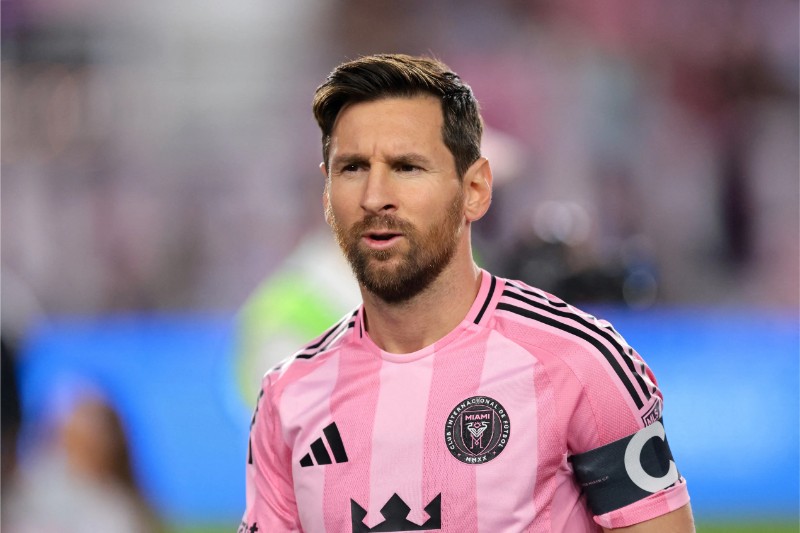 Lionel Messi trở lại châu Âu chơi bóng? 2 M10 có thể chỉ đá các trận sân nhà của Galatasaray