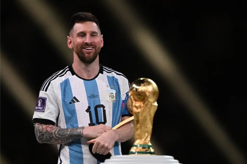 Lionel Messi sắp vượt kỷ lục của Maradona ở World Cup 2 Messi là thủ lĩnh vĩ đại của Argentina