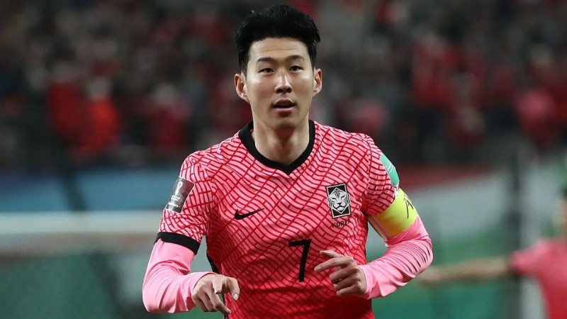 Son Heung-min: ‘Hàn Quốc muốn tái lập kỳ tích World Cup 2002’ 3 Son là thủ lĩnh tinh thần của ĐT Hàn Quốc